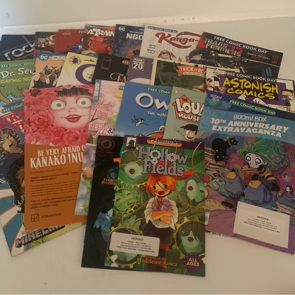 Comic Books 20 total there hand outs from comic store all different collectors